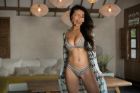 Девушка легкого поведения  Айгуль с аппетитными формами